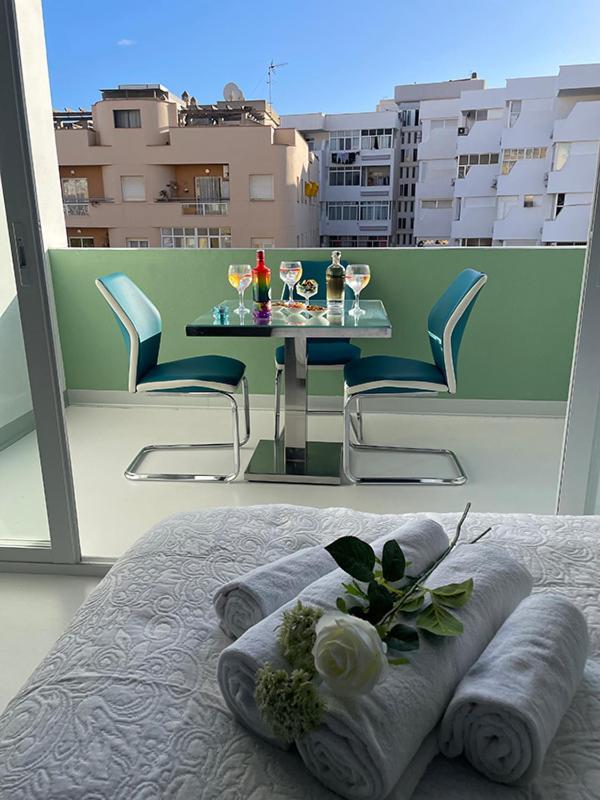 Lahola Glam Suites Torremolinos Exterior photo
