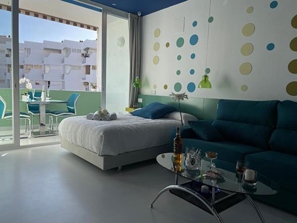 Lahola Glam Suites Torremolinos Exterior photo