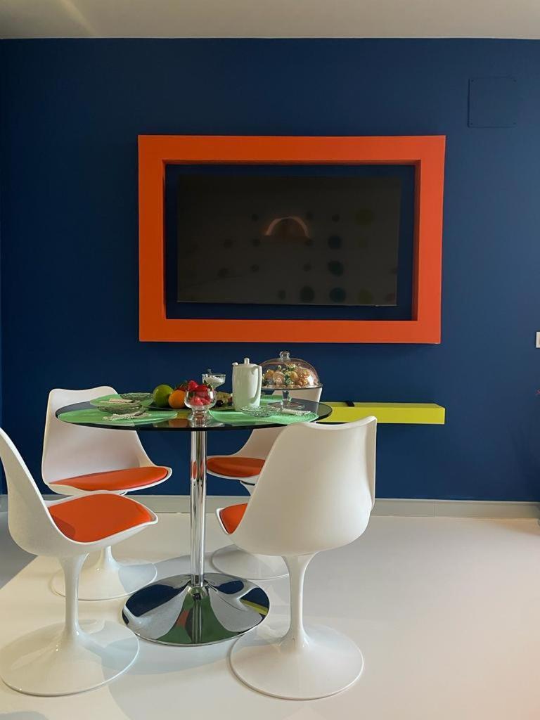 Lahola Glam Suites Torremolinos Room photo